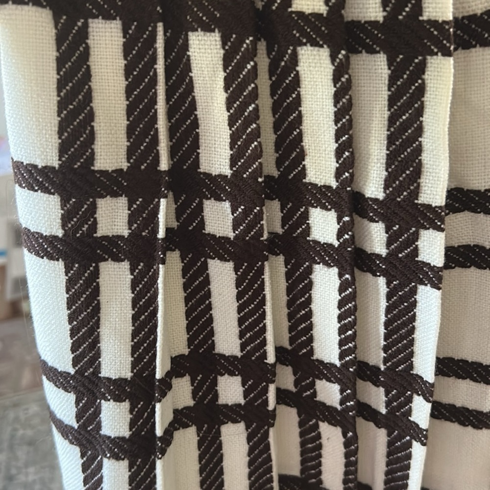 Plaid Brown & Off White Girl’s Skirt - Picture 6 of 6